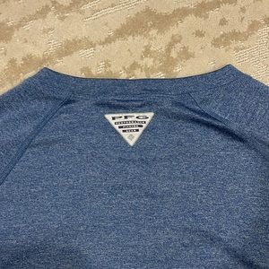 Columbia Performance Fishing Gear tee- Size Medium